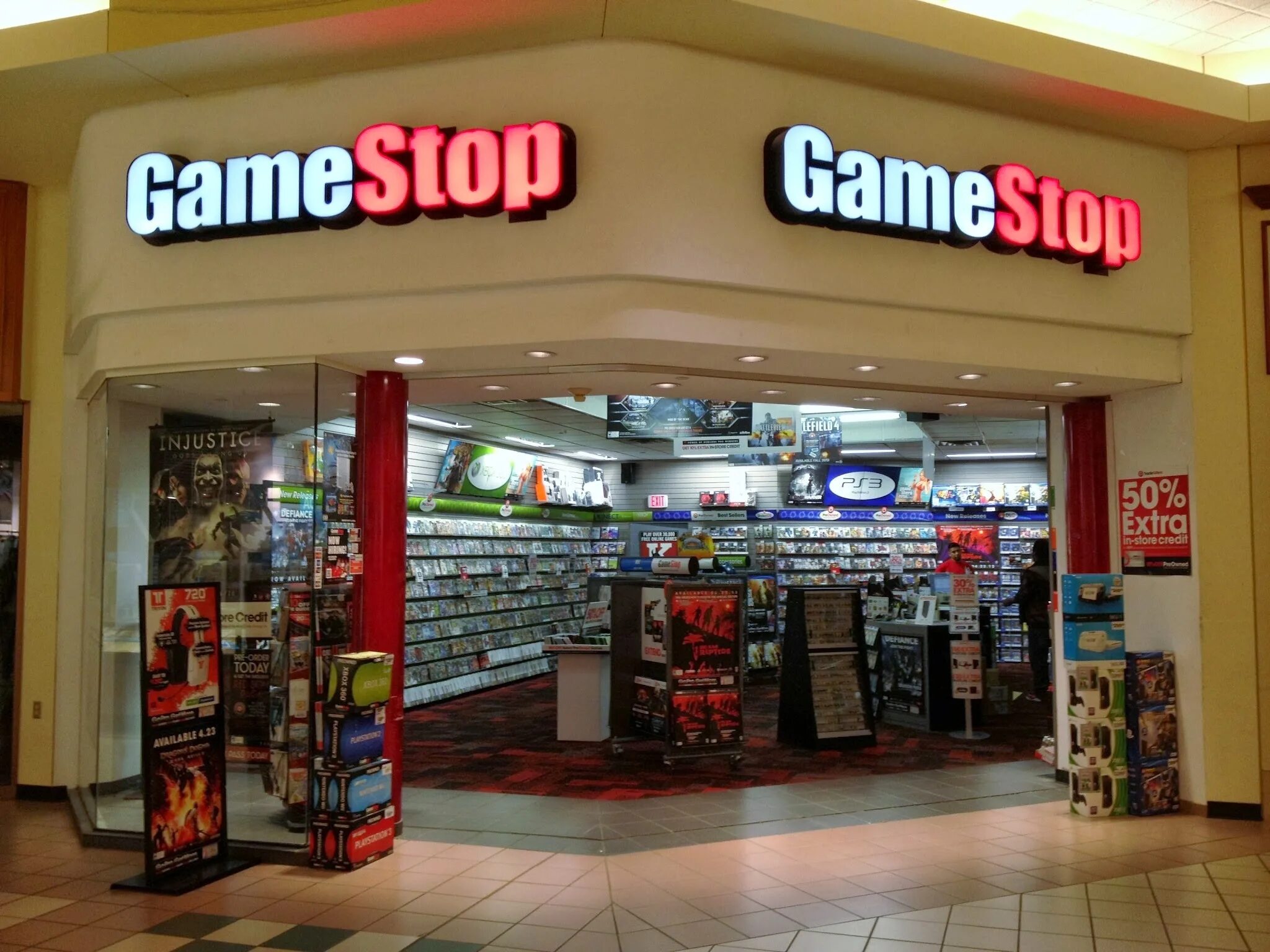 Store магазин игры. Gamestop. gamestop магазин в америке. игровые магазины в америке.