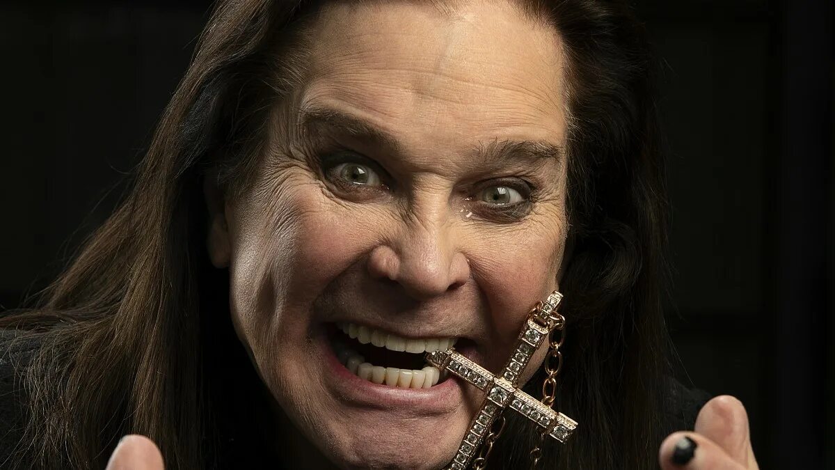 Ozzy Osbourne 2021. Оззи Осборн 2022. Ozzy Osbourne 2023. Рокер Оззи Осборн.