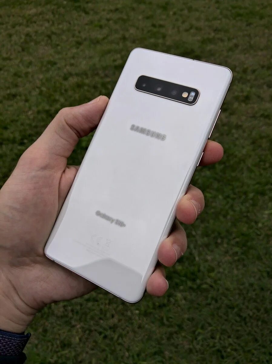 Samsung Galaxy s10 Plus. Samsung Galaxy s10 Plus Ceramic White. Samsung s10 Plus белый. Samsung Galaxy s10 Plus белый. Galaxy s10 отзывы