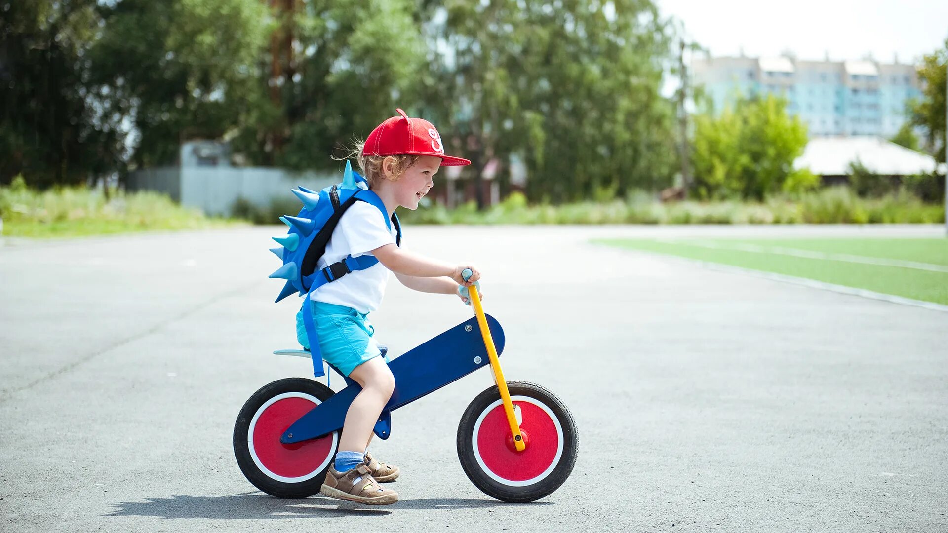 Беговел нужен ли. Беговел Baby Bike. Беговел jetscaper детский. Беговел Ninebot Bike 12, синий. Ребенок на беговеле.