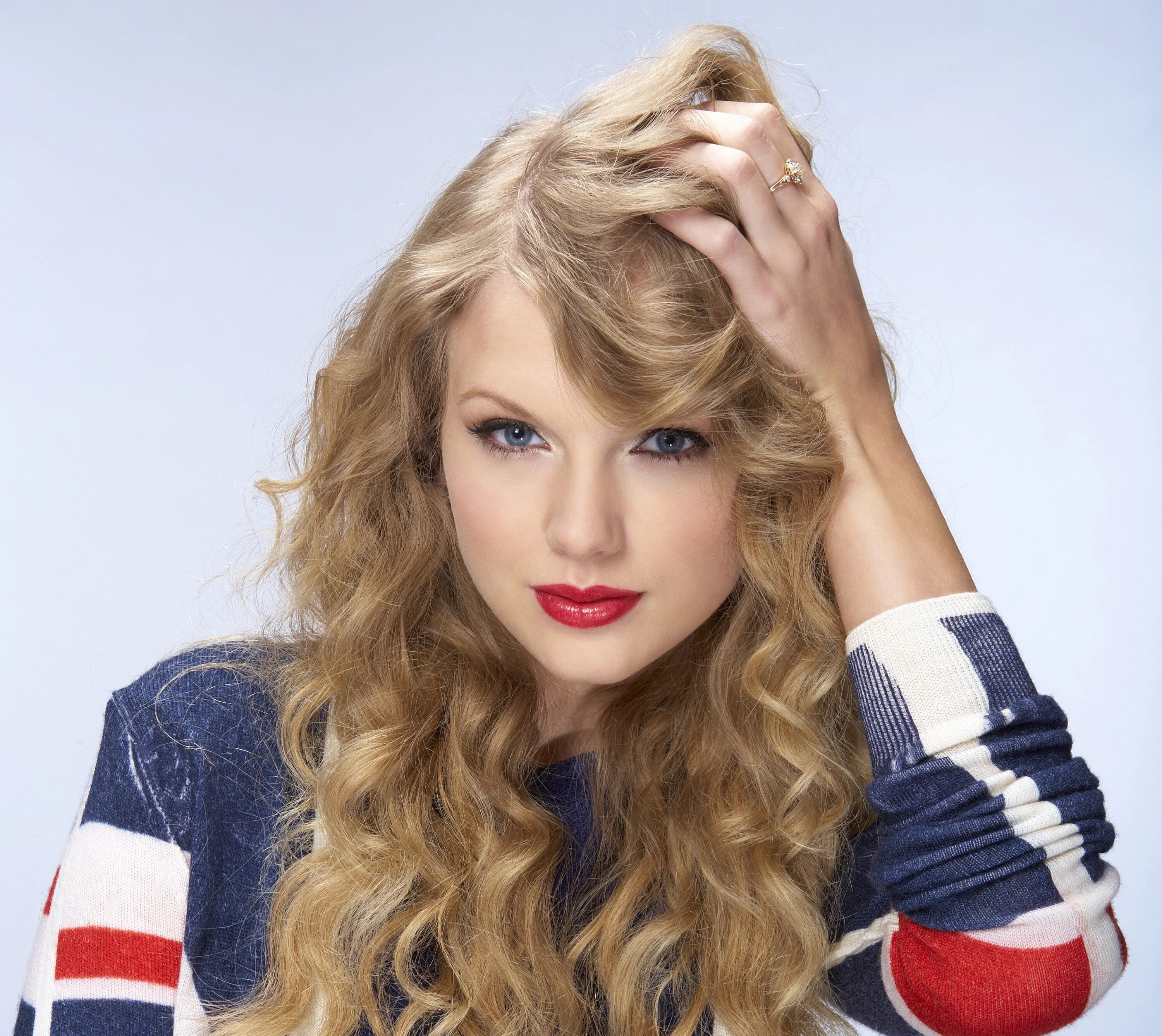 Taylor pictures. Тейлор Свифт. Певица Тейлор Свифт. Taylor Swift Тейлор Свифт. Тейлор Свифт фотосессии 2021.