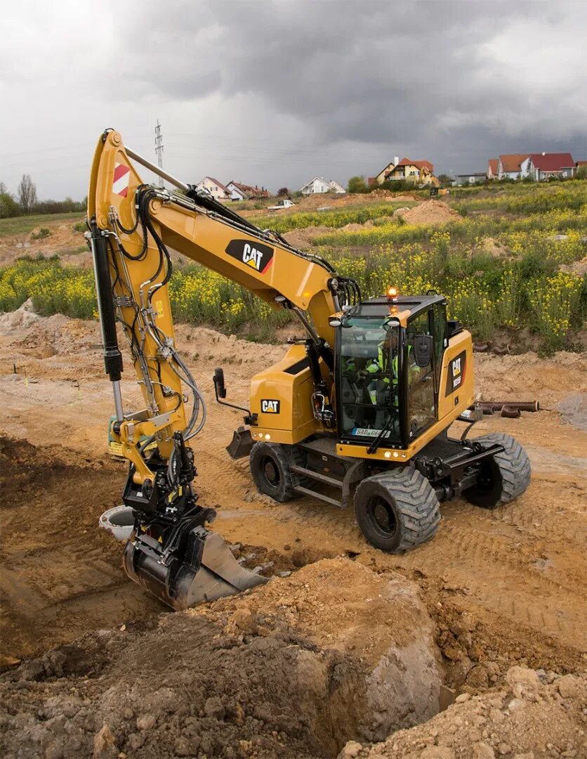 Экскаватор hyundai r180w-9s. Четра экскаватор гусеничный. Экскаватор john deere 670g. John deere 210 g. Другого экскаватора.