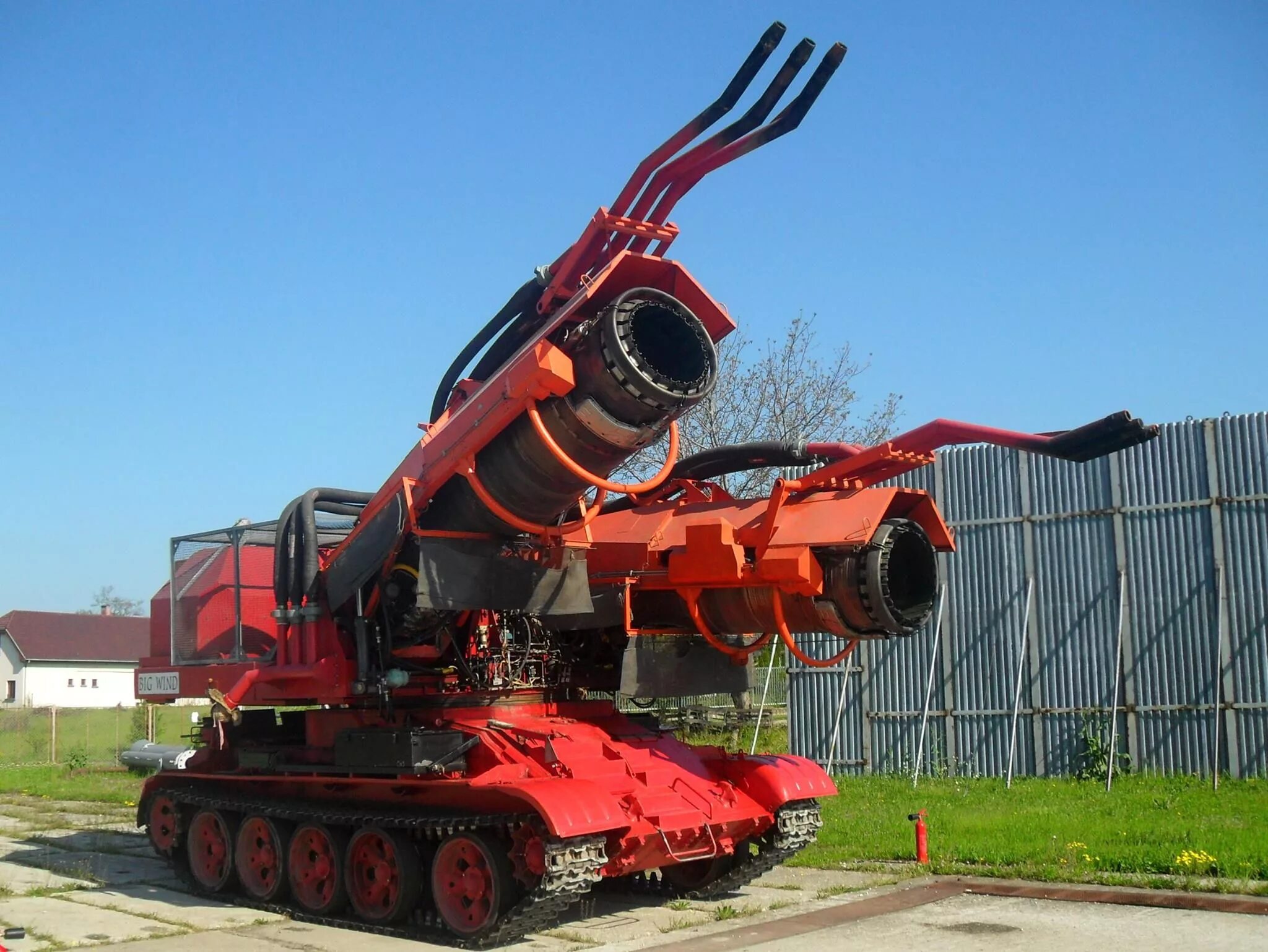 Мостоукладчики танковые мту-72, мту-20, мту. Удивляет техника. Машины амфибии uhac. Удивляет техника. Мостоукладчик мту 50.