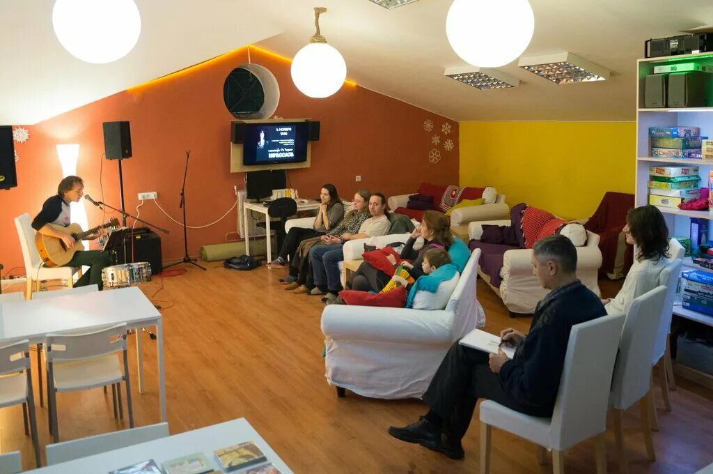 антикафе иркутская область город свирск. владимир чердаков. антикафе для пожилых. антикафе в хельсинки. антикафе достоевский иркутск.