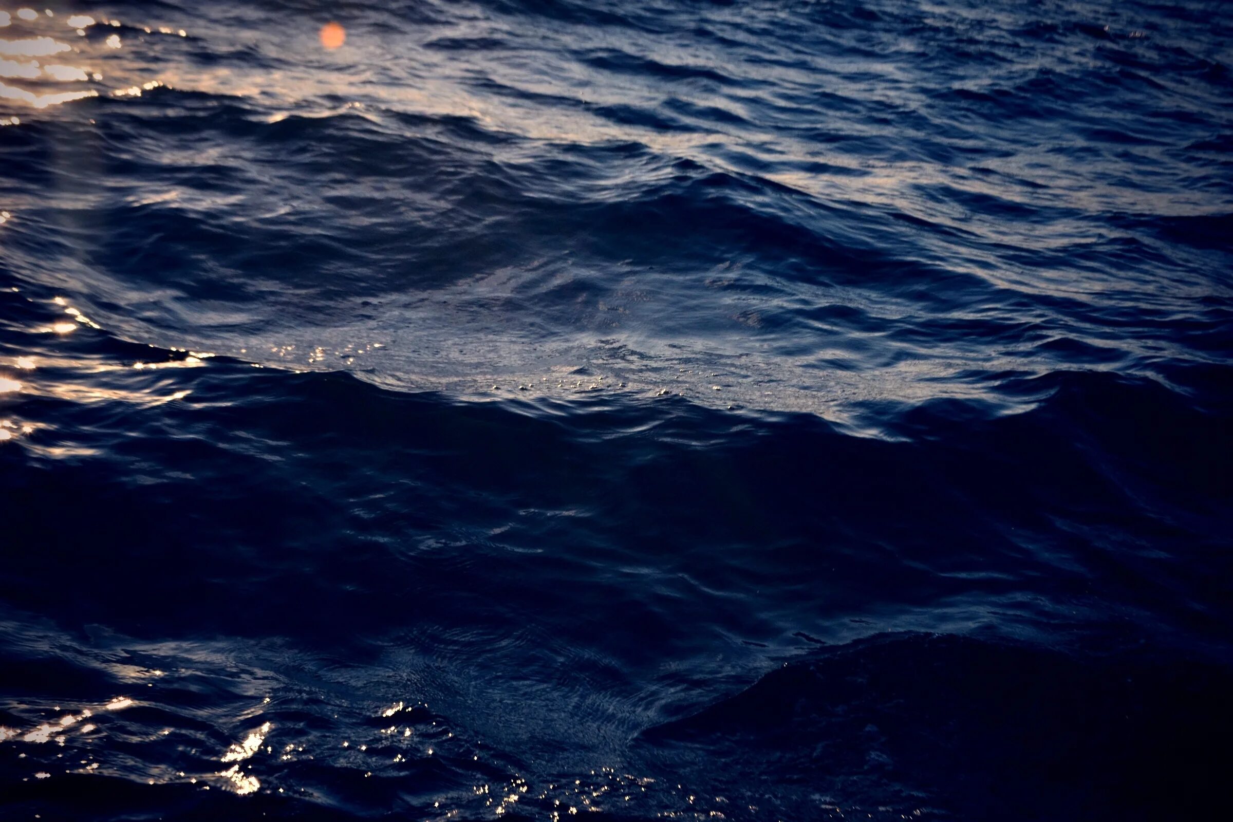 Синее море полностью. Аватарки синяя море. свежее синее море. обои для андроид темно синее море. синее море спокойствие обои для смартфона.