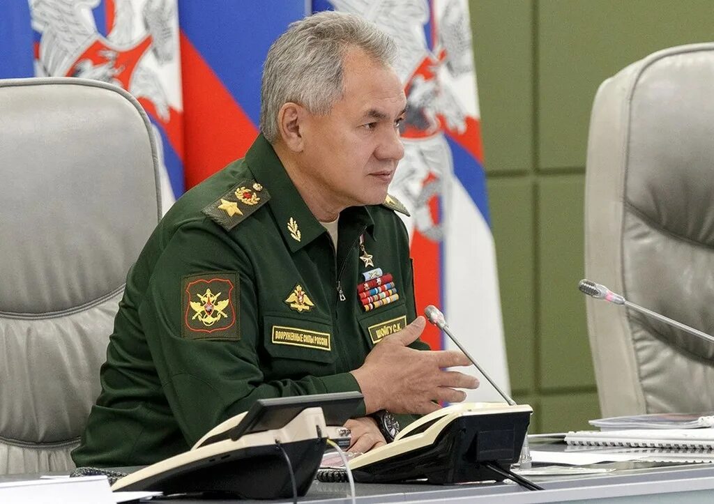 Какую должность занимает шойгу в 2025 году. Шойгу 2025. бен уоллес и шойгу.
