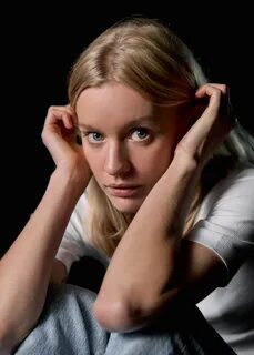 Лена тронина