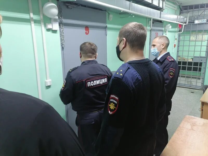 Ивс это в полиции. Ивс пыть ях. ивс усть-илимск. ивс омвд россии по г ноябрьску. изолятор временного содержания выкса.