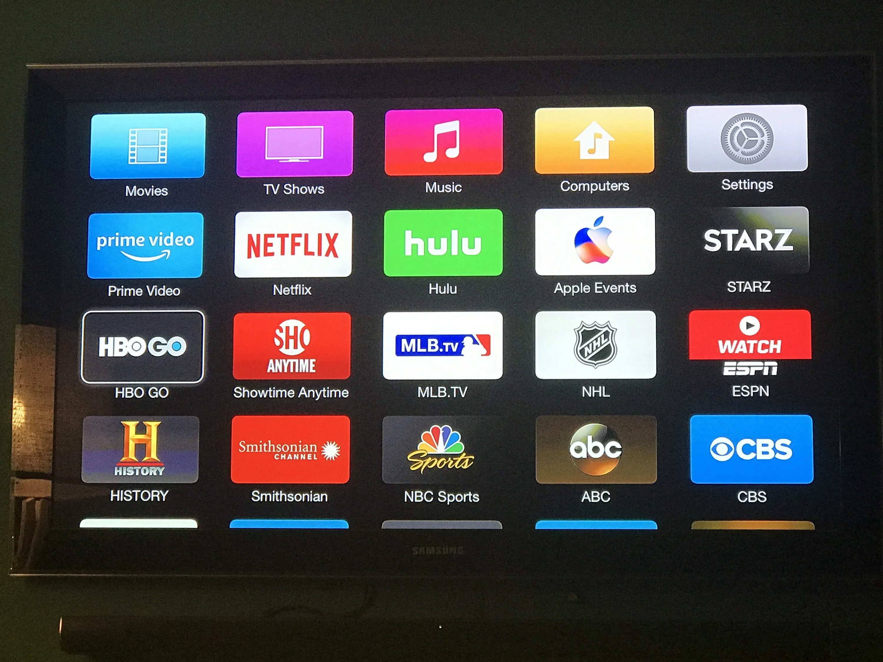 Лучшие тв приложения для телевизора. Apple TV 3. Apple TV 3rd Generation. Apple TV 3rd Generation меню. Apple TV interface.