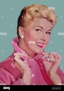 Doris day actress hi-res stock photography and images - Page 6 - Alamy