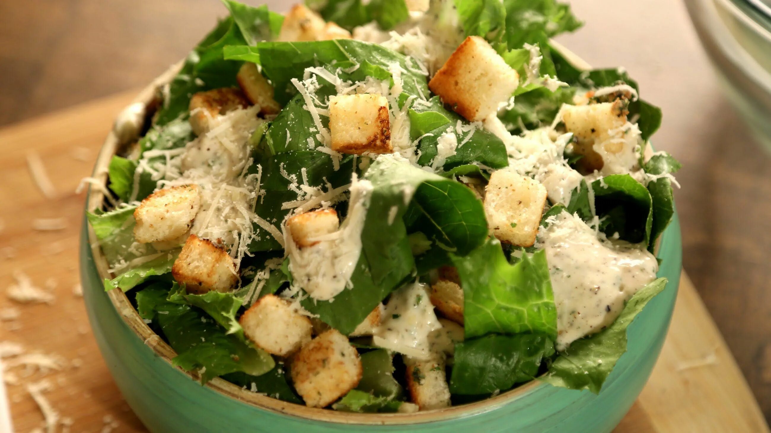 Make salad. Caesar salad. cesar salad recipe.