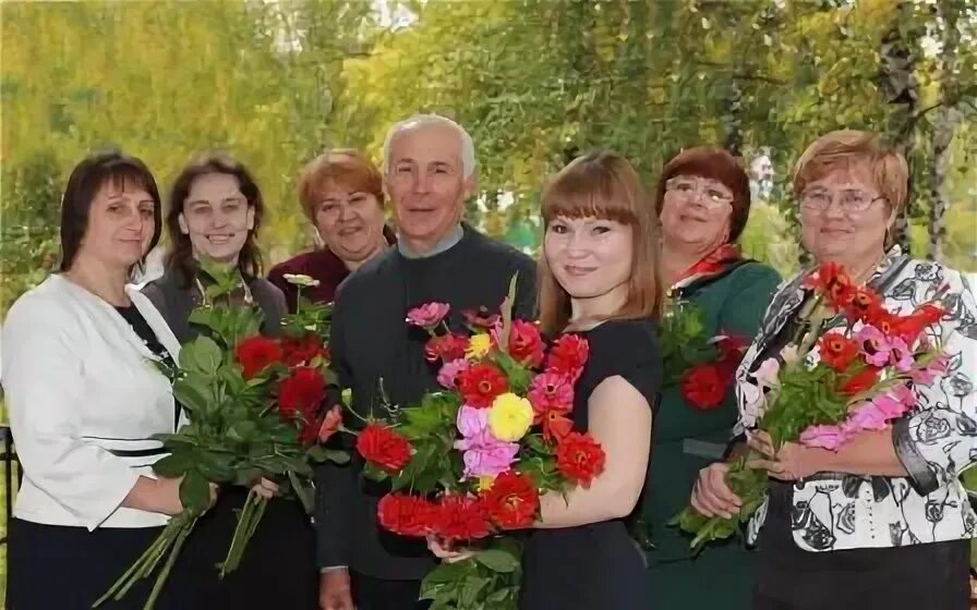 Подслушано аша в курсе в контакте. Школа 3 города Аши. Школа 3 Аша учителя. Школа 3 Гагарина Аша. МКОУ СОШ 9 Аша.