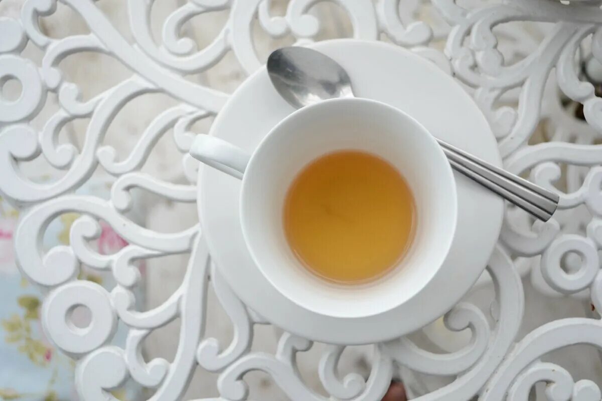 Почему в жару пьют горячий чай. Нельзя пить горячий чай из тонкого пластика. В жару пьют горячий чай