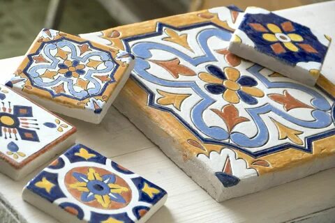 Художественная керамическая плитка