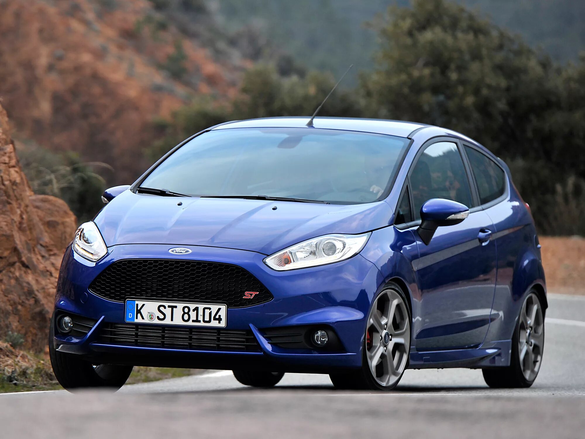 Форд фиеста драйв. Ford fiesta titanium 1. Форд фокус фиеста хэтчбек. Ford fiesta 2015. Форд фиеста новый.