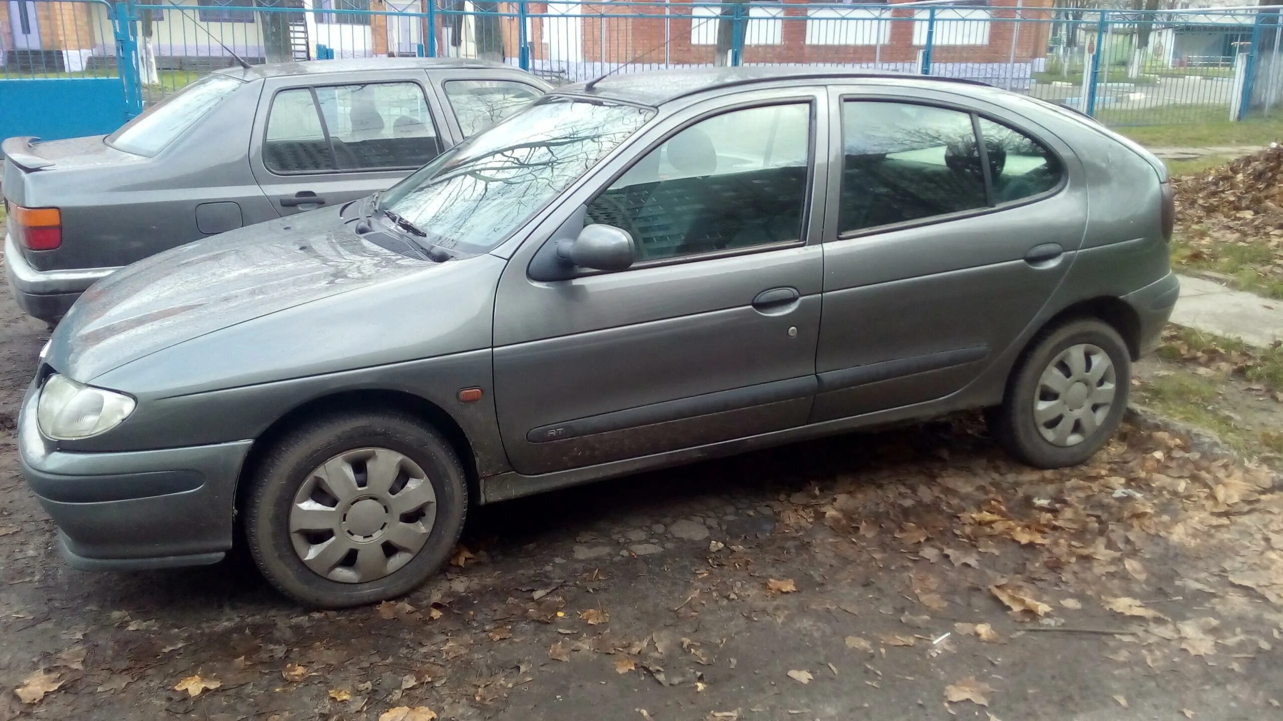 Renault 1997. Рено Меган 1997. Рено Меган 1 хэтчбек 1997г. Рено-Меган 1997 г.в 1.6. Рено Меган 1998.