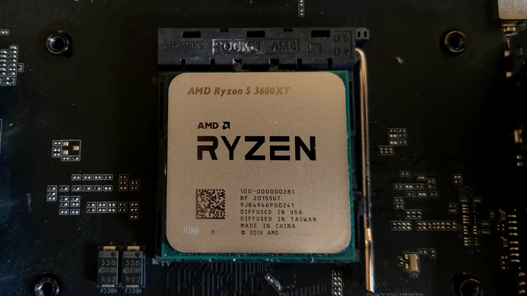 AMD Ryzen 5 3600. Процессор AMD Ryzen 5 3600x OEM. Процессор AMD Ryzen 5 3600 Box. Процессор AMD Ryzen 5 5600x Box. Ryzen 5600 xt