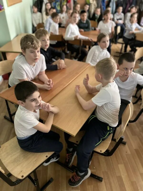 школа 2122 барыши. класс огнетушителей авсе. оп-1(з)-авсе-1. огнетушитель порошковый оп-5 авсе. Gigant огнетушитель оп-4 з авсе.