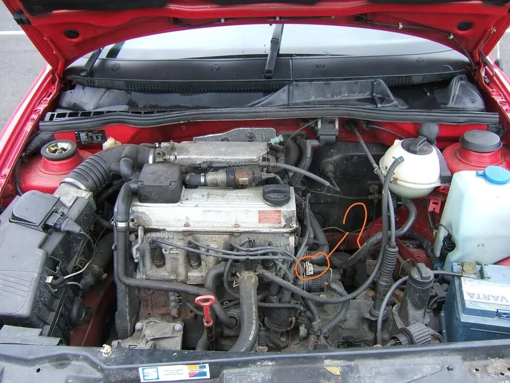 Пассат б4 agg. Vw passat b3 2.0 2e. passat b3 мотор 2e. пассат б4 двигатель 2е. volkswagen passat b3 1.8 инжектор 2e.