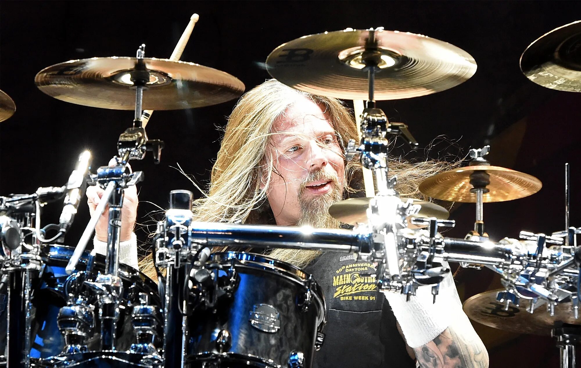Барабанщик бог гнатюк. Chris adler барабанщик. барабанщик lamb of god.