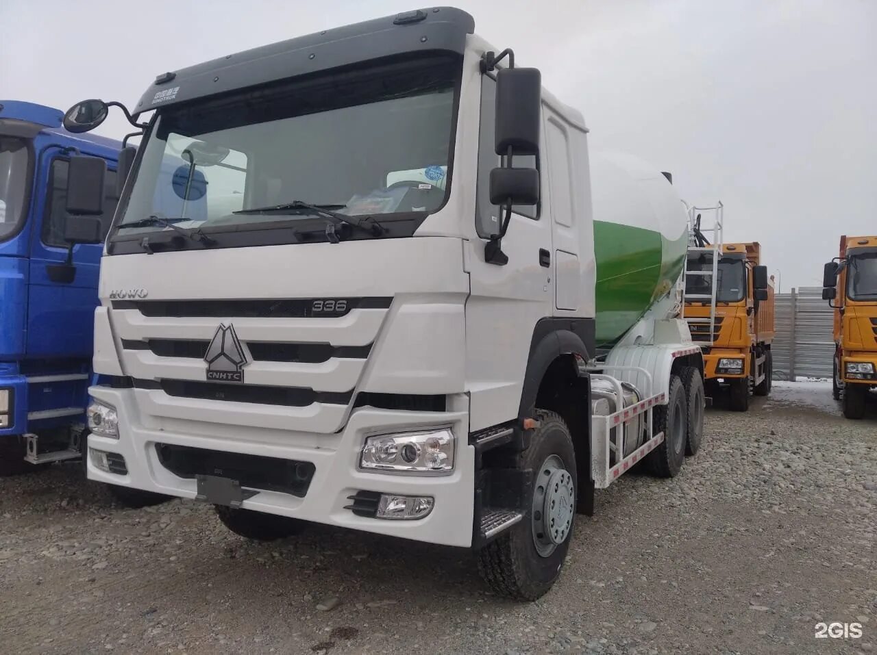 Автобетоносмеситель howo zz5327gjbs3847e. Хово 2021. Хово 380 самосвал. Howo миксер 10 кубов. Хово 380 самосвал.