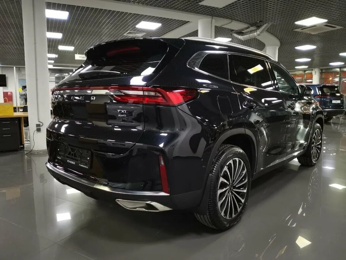 Купить новый EXEED TXL I Рестайлинг 1.6 AMT (186 л.с.) 4WD бензин робот в Москве