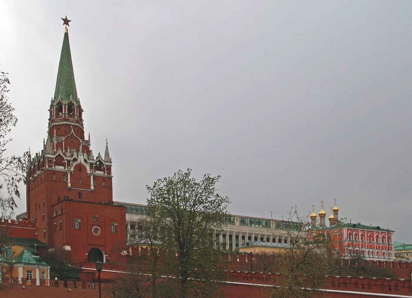 Московский следующий. Кремль 2010. Москва-не Москва (2011). Москва не сразу строилась. Кремль не сразу строился.