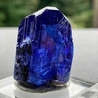 Танзанит камень
