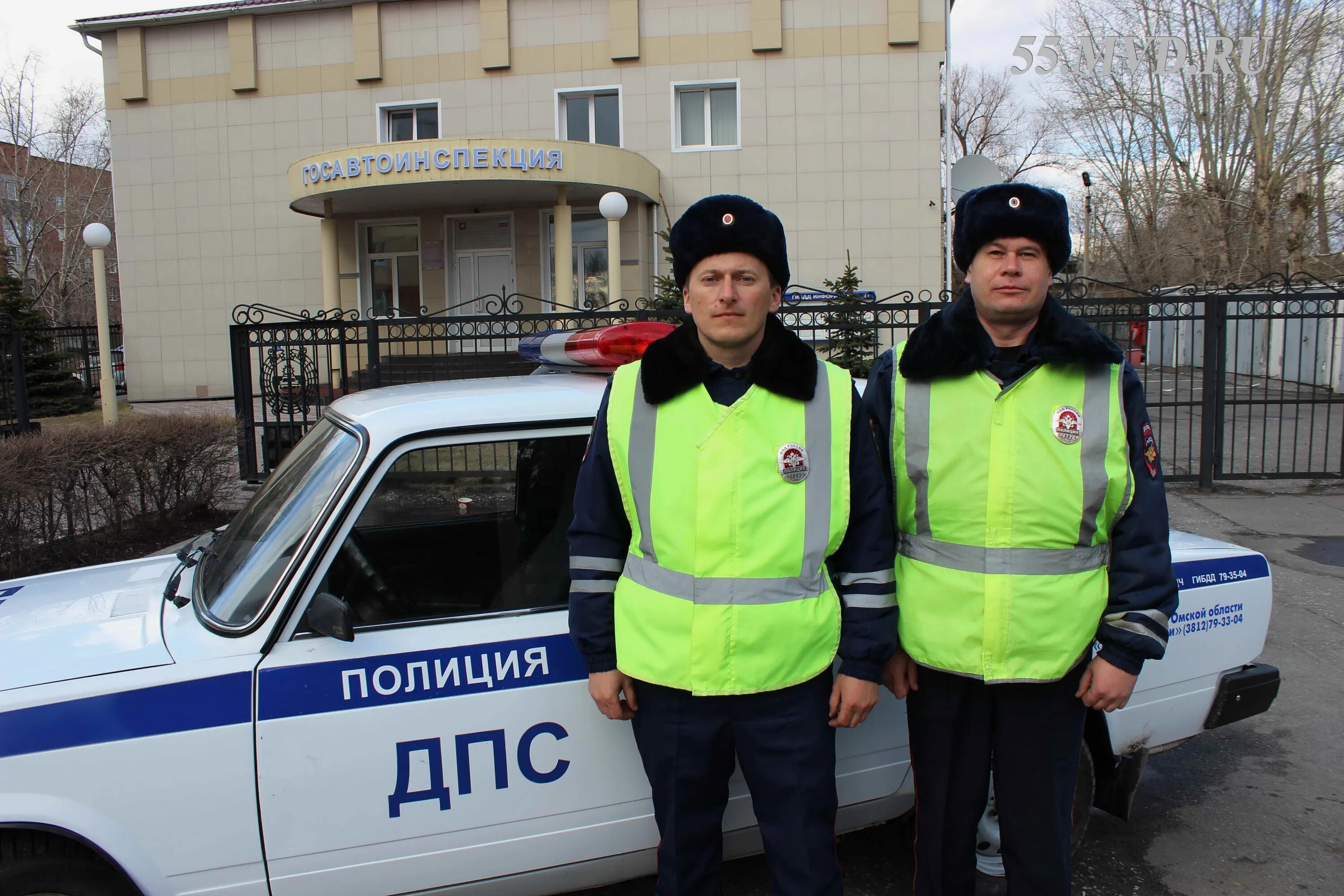 Работа гибдд омск. ГАИ Омск. Инспектор ГАИ Омск. Инспекторы ГИБДД Омск. Сотрудники ГАИ Г Омск.