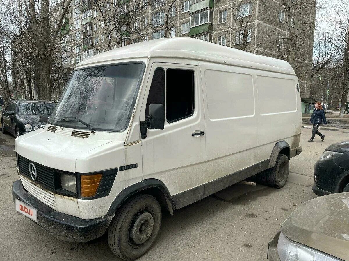 Mercedes benz t1 бортовой. Mercedes benz 208d бортовой. Мерседес т1 1983 год. Мерседес бенц т1 т2. Мерседес т1 308д.