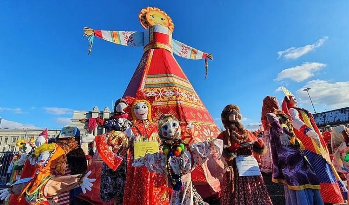 Главный символ масленицы. Масленица Самара 2021. Масленица Самара площадь Куйбышева. Масленичная кукла. Кукла Масленица на площади.