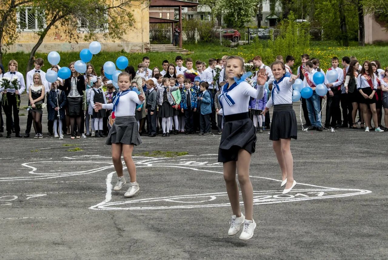 Школа 109 пермь. Школа 109 Трехгорный. Школа 109 Челябинск. Школа 106 Челябинск. Школа 108 Трехгорный.