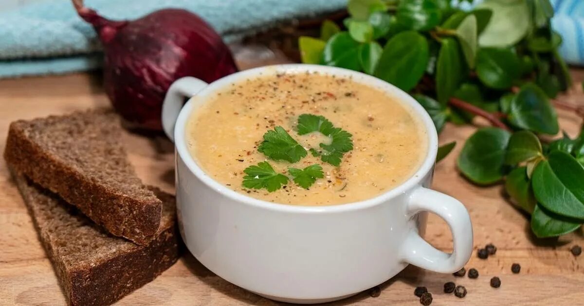 Суп пюре из печени куриной. Суп-пюре «гороховый». гороховый суп с копченостями пюре. суп пюре из круп. суп пюре из рисовой крупы.
