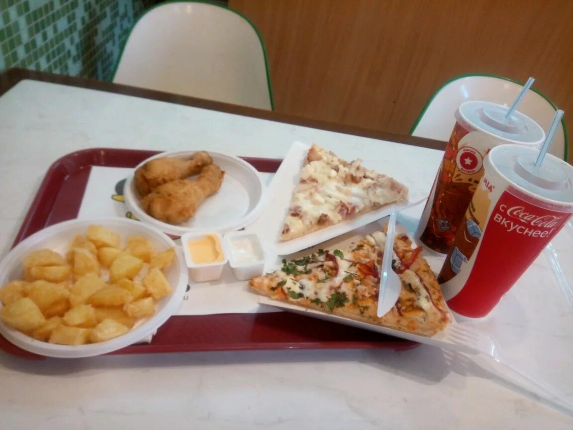 Фуд съемка. Pizza mia челябинск юургу. Пицца миа мегаполис екатеринбург. Пицца миа гринвич екатеринбург. Еду миа.