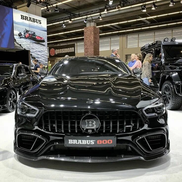 Mercedes-AMG G63 BRABUS 900 Rocket Hardcore SUV - YouTube