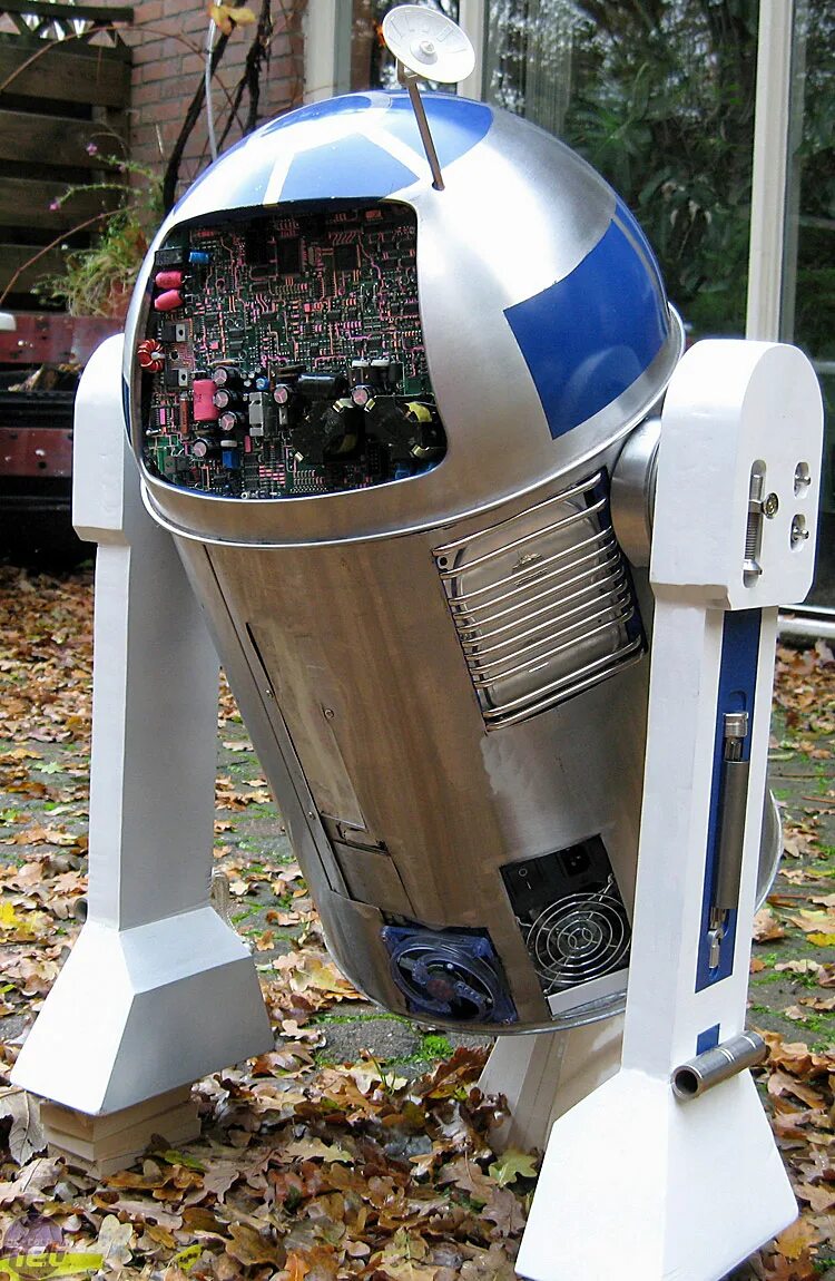 Мусорный робот. R2d2 робот. мусорное ведро r2d2. робот пылесос r2d2. урна р2д2.