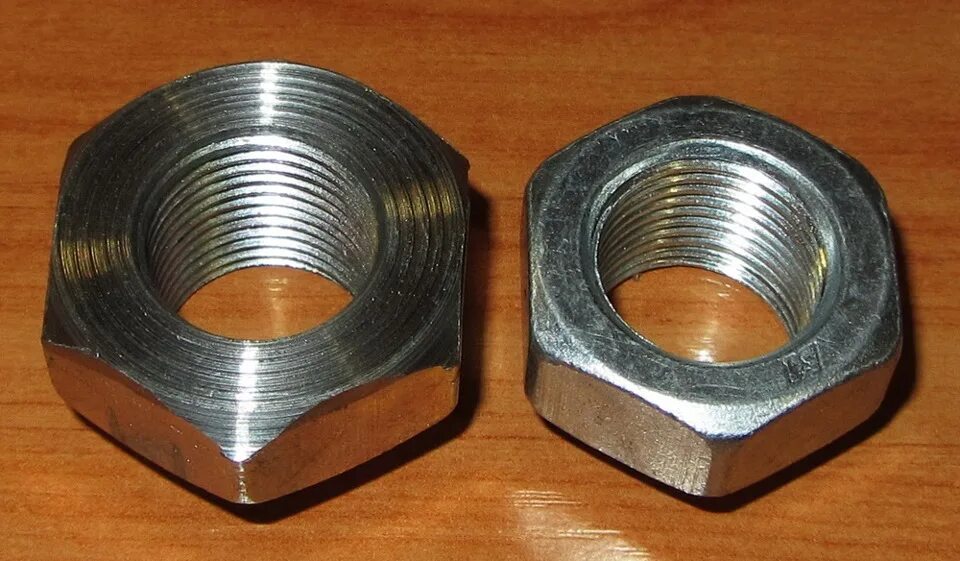 Гайка м20х1. Гайка ступицы тойота королла 120. Гайка ступица kia sportage 1 поколение. Гайка ступицы 2114. Гайка ступицы 2108 м20х1.