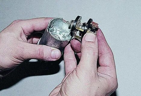 Как разобрать замок зажигания ваз