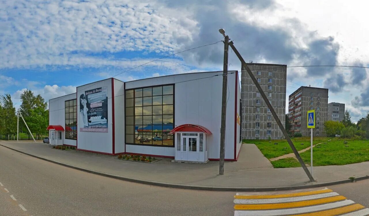 Смоленская область, гагарин, улица гагарина, 54. Смоленская область, гагарин, улица гагарина, 54. Улица строителей 7 гагарин смоленская. Улица строителей 28. Хозяйственный магазин улица гагарина.