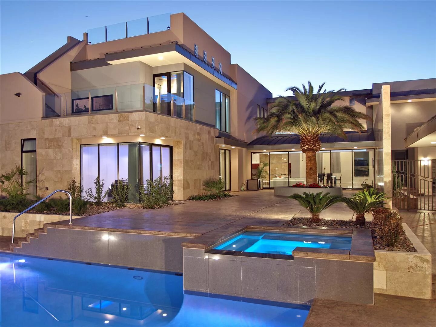 Фото крутых домов. Вилла в Лас Вегасе. Лас Вегас особняки. Modern Mansion Лос Анджелес. Четырехэтажный особняк вилла в Испании.