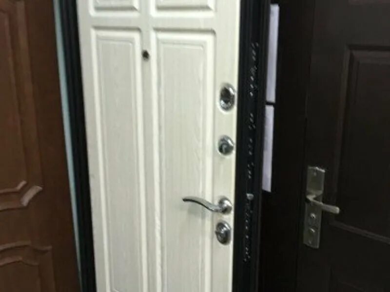 Ялтинская двери. Дверь краснодарские входня. Ялтинская двери. Ялтинская двери. Магазин входных дверей в анжеро судженске.