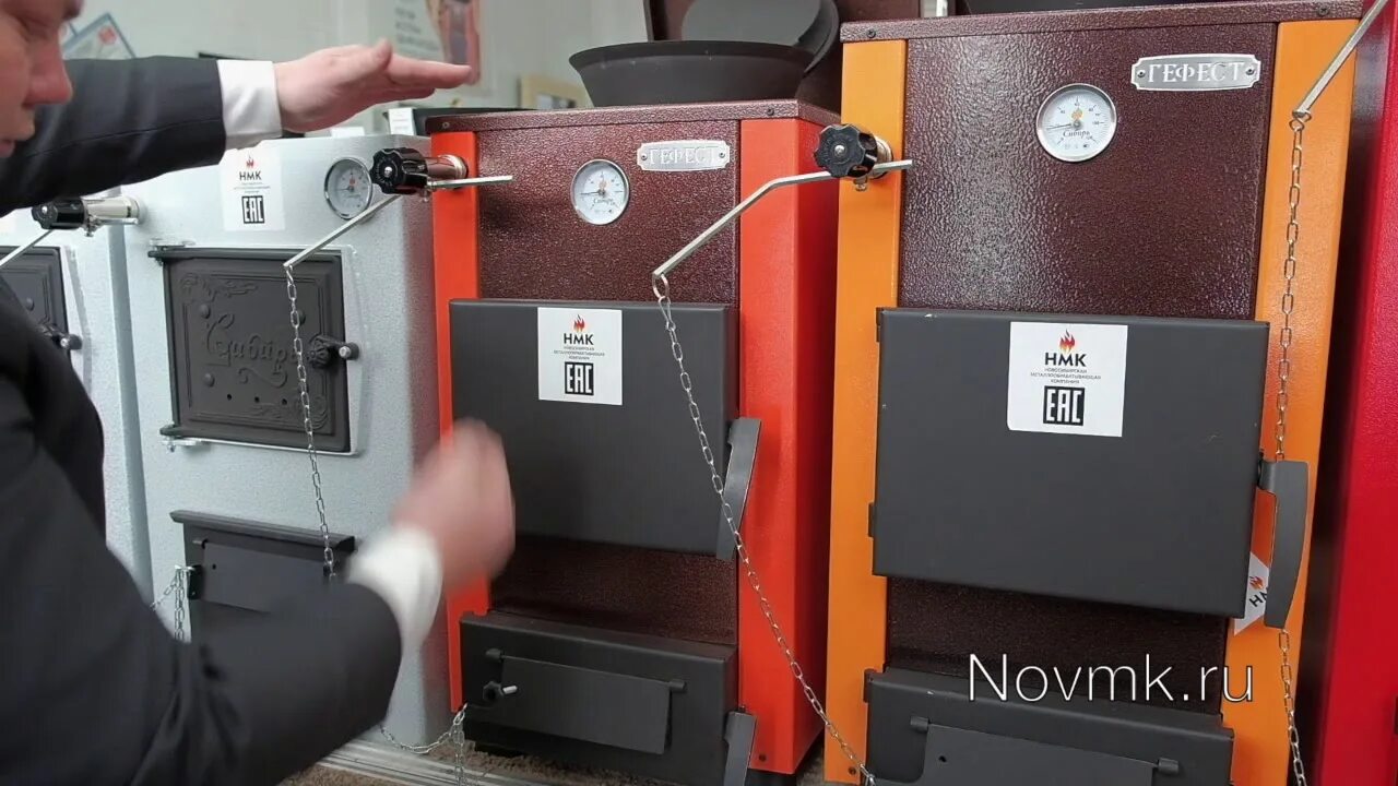 Видео котлы водяные. Бункерный котел длительного горения. Котел sunfire 22 квт. Твердотопливный котел в гараж. Котел огонек к 26/ печь.