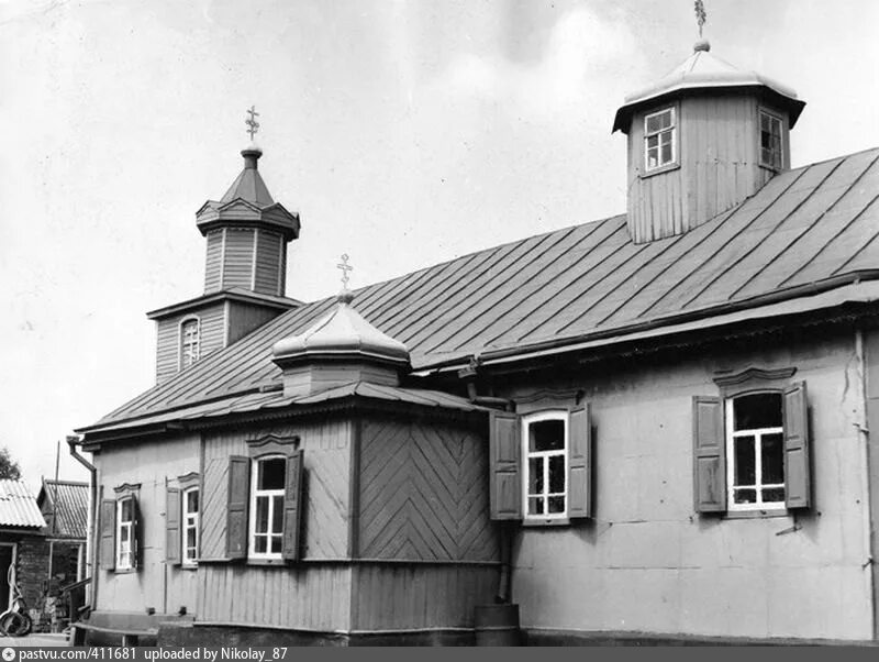 Поселок каменский. Пантелеймоновская Церковь глубокий Каменский район. Поселок глубокий Ростовская область Церковь. Церковь в поселке Глубоком. Старинная фотография поселка глубокий Каменского района.