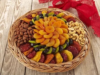 Фрукты орехи подарок