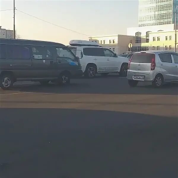 Автобус 78 астрахань. Автобус 78 Владивосток. Маршрут 72 автобуса Владивосток. Микроавтобус 78 канал. Ман Лайнс Сити а78 фото Владивосток 82 маршрут.