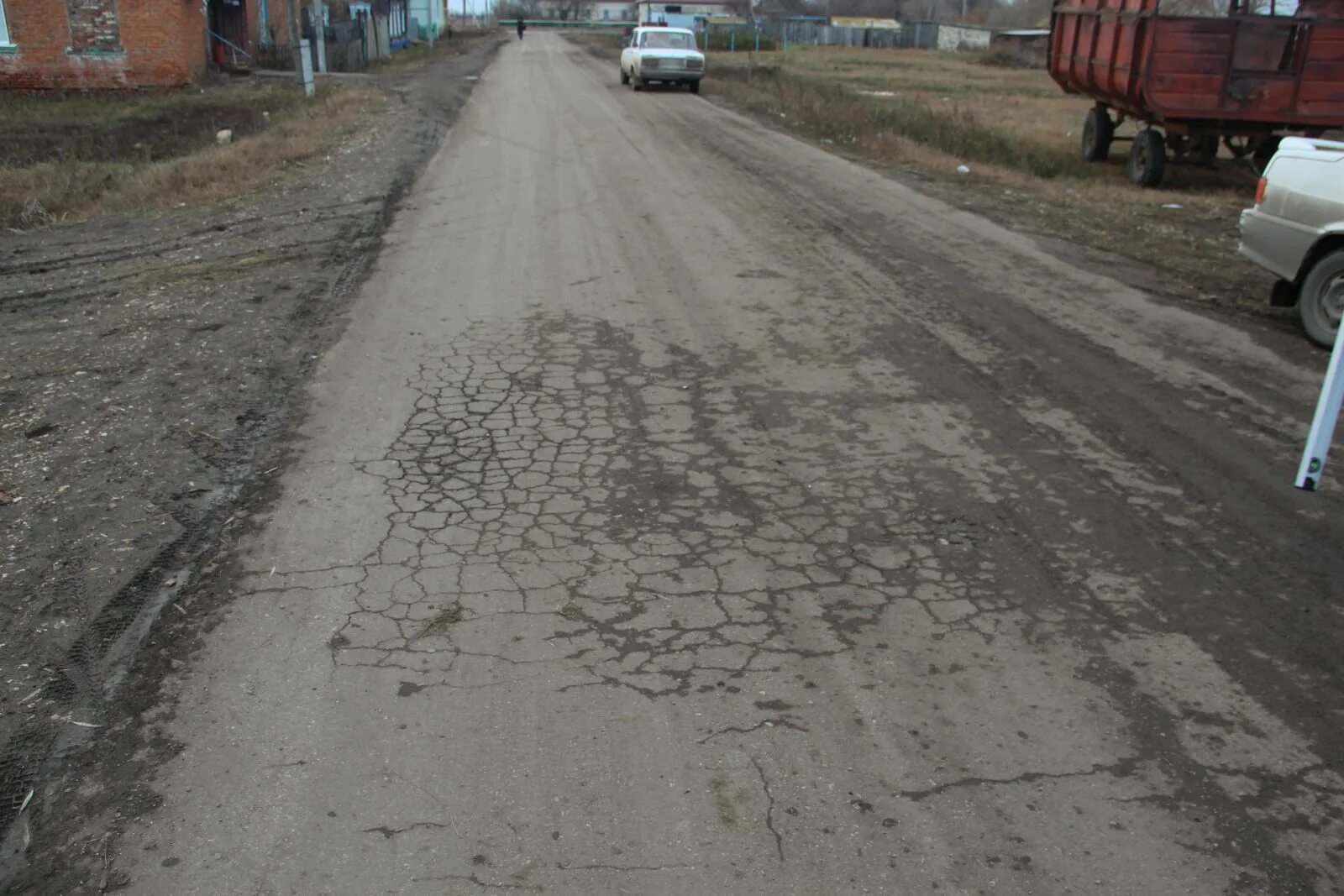 Комсомольское краснокутский район саратовская область. Село Комсомольское Краснокутский район. Комсомольск Саратовская область. Село Комсомольск Саратовская область Краснокутский район. Село Комсомольское Саратовская область аэродром.