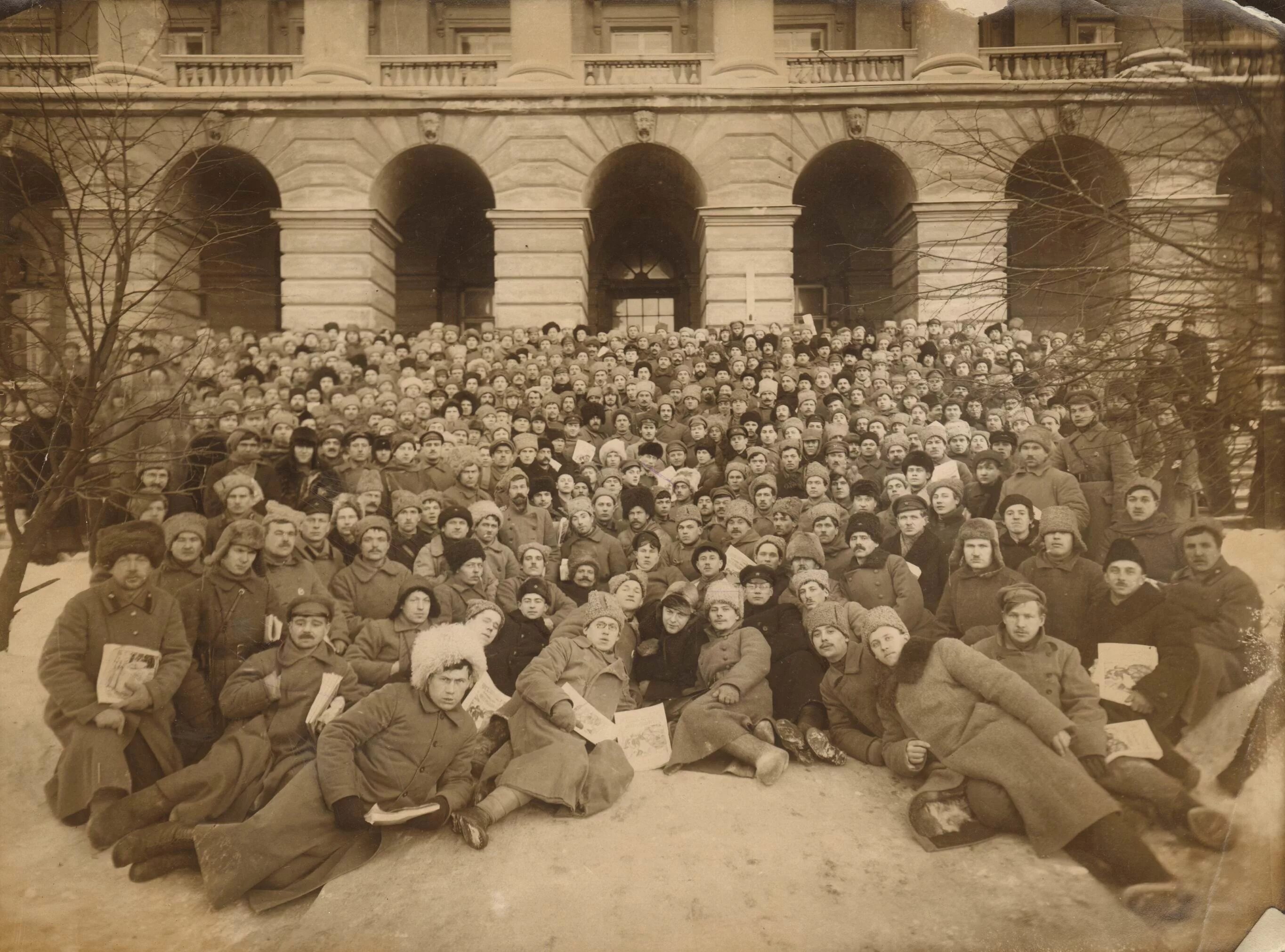 Петроград во времена революции. Петроград 1921. Петроград 1921 год. Петроград 1923 год дети. Петроград 1921 год фото.