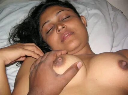 Desi bhabhi boobs press.