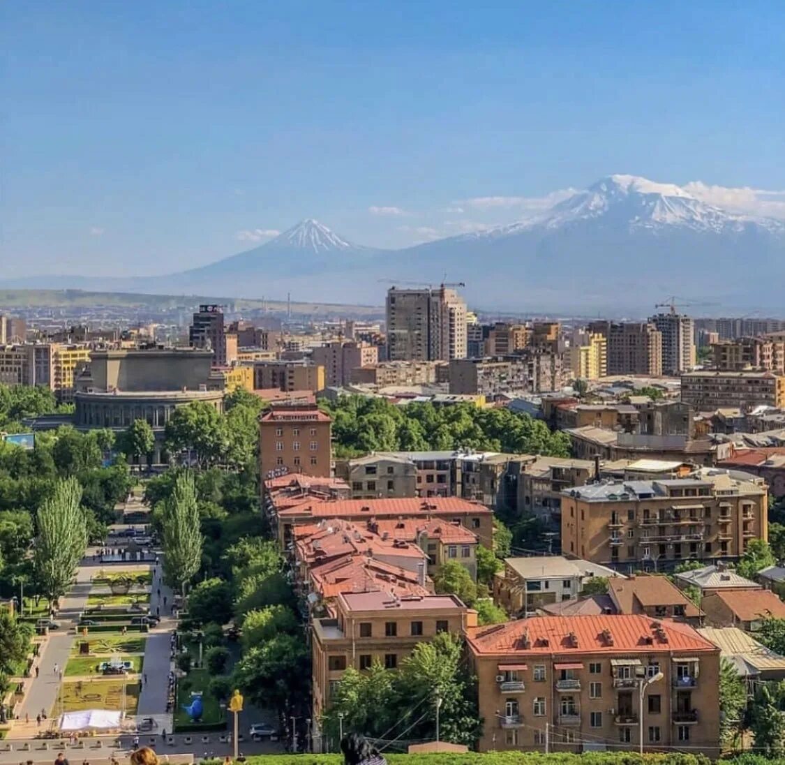 Ереван область. Ереван центр города. Центральная улица Еревана. Столица Армении Ереван. Ереван столица центр города.