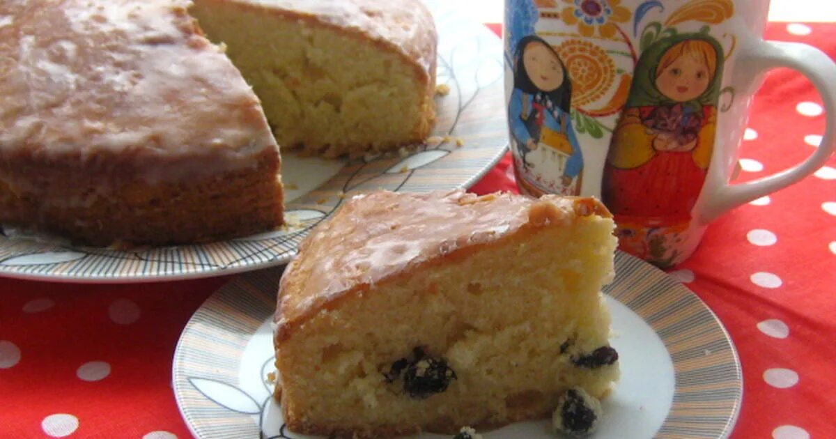 слойка свердловская фото. кекс свердловский. свердловская слойка со штрейзелем. булка слойка свердловская. кекс.